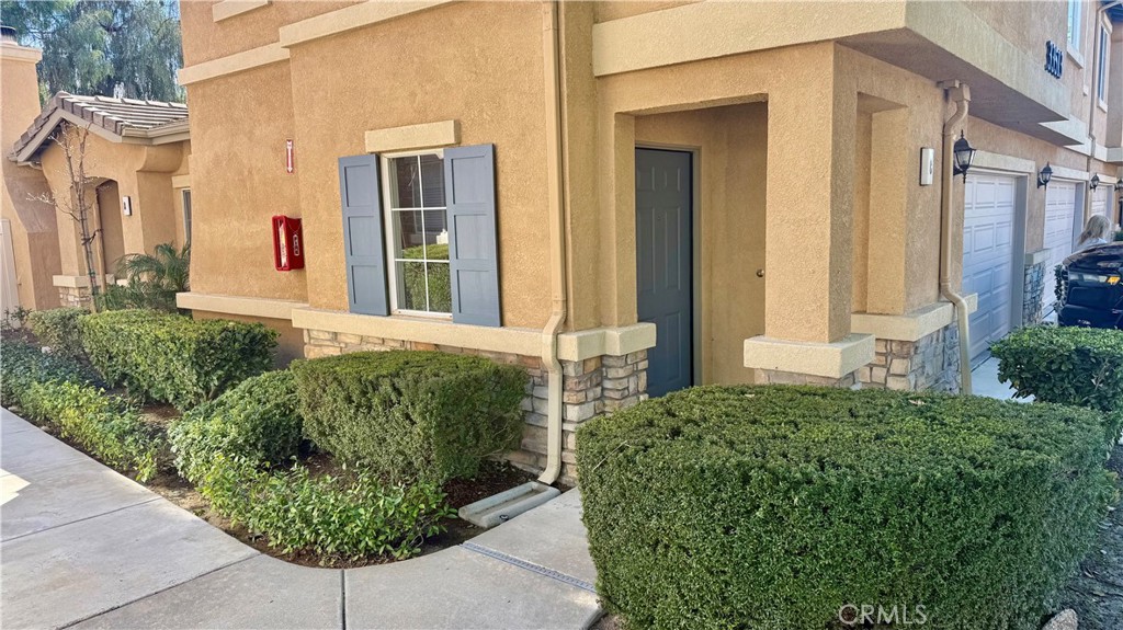 33513 Emerson C