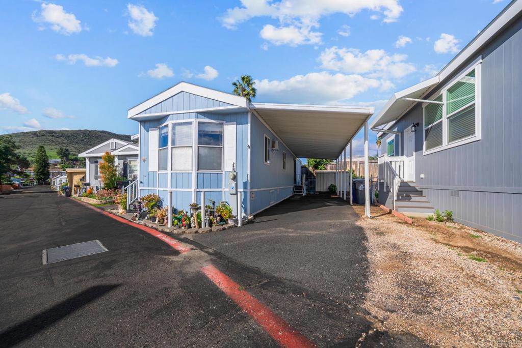 12044 Royal Road SPC 18