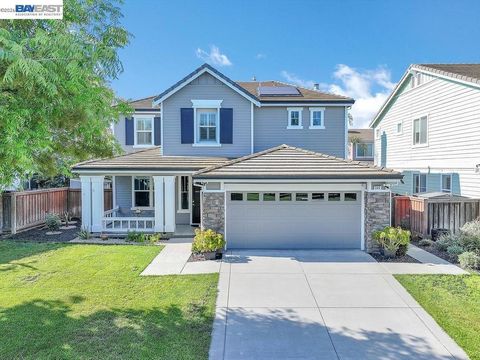 Photo of 244 Laird Pl, Brentwood, CA 94513 (MLS # 41134329)