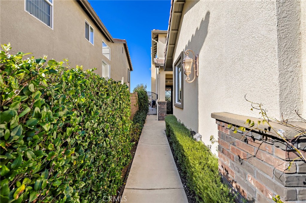 27435 Country Lane Road