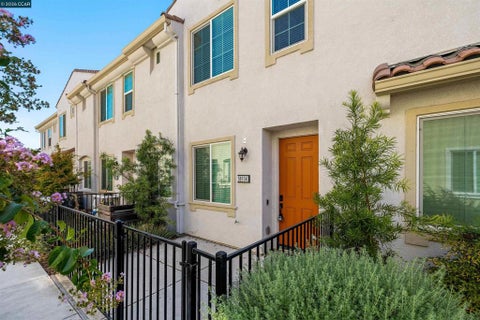 Photo of 5301 E Commerce Way Way #58104, Sacramento, CA 95835 (MLS # 41145170)
