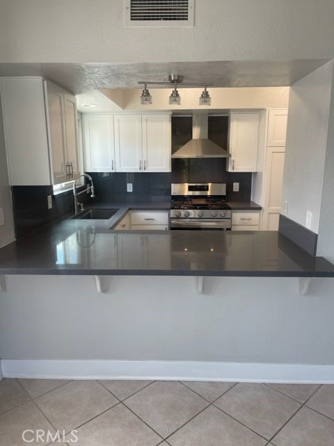 555 El Placer Road 1