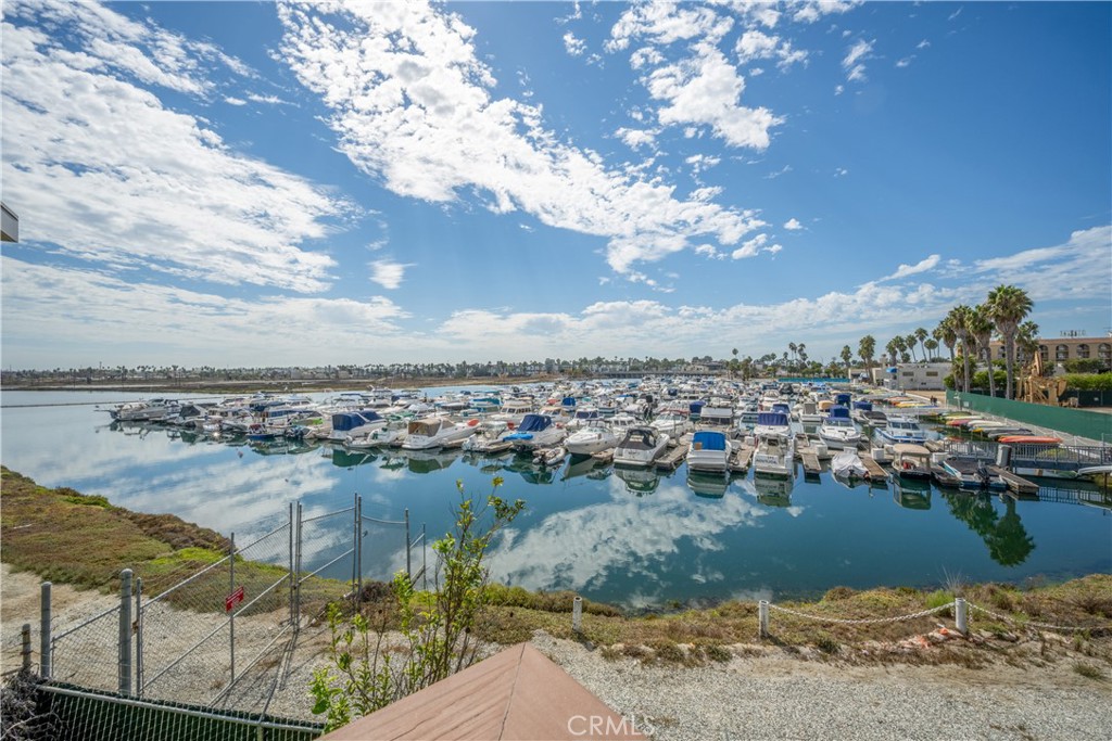 Belmont Shore (BSD) - Manufactured In Park