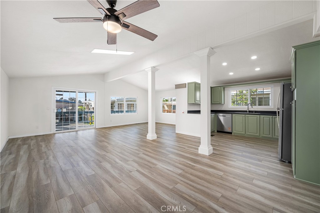 Belmont Shore (BSD) - Manufactured In Park