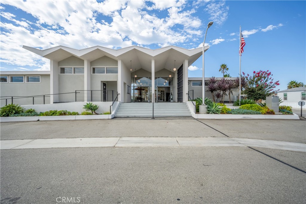 Belmont Shore (BSD) - Manufactured In Park