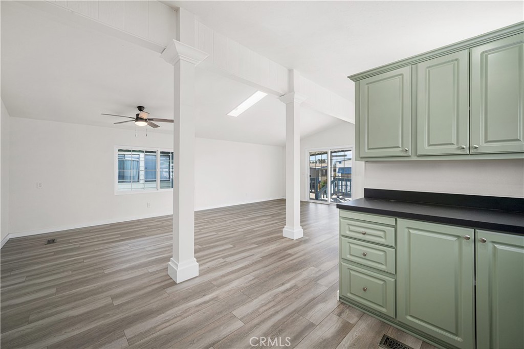 Belmont Shore (BSD) - Manufactured In Park