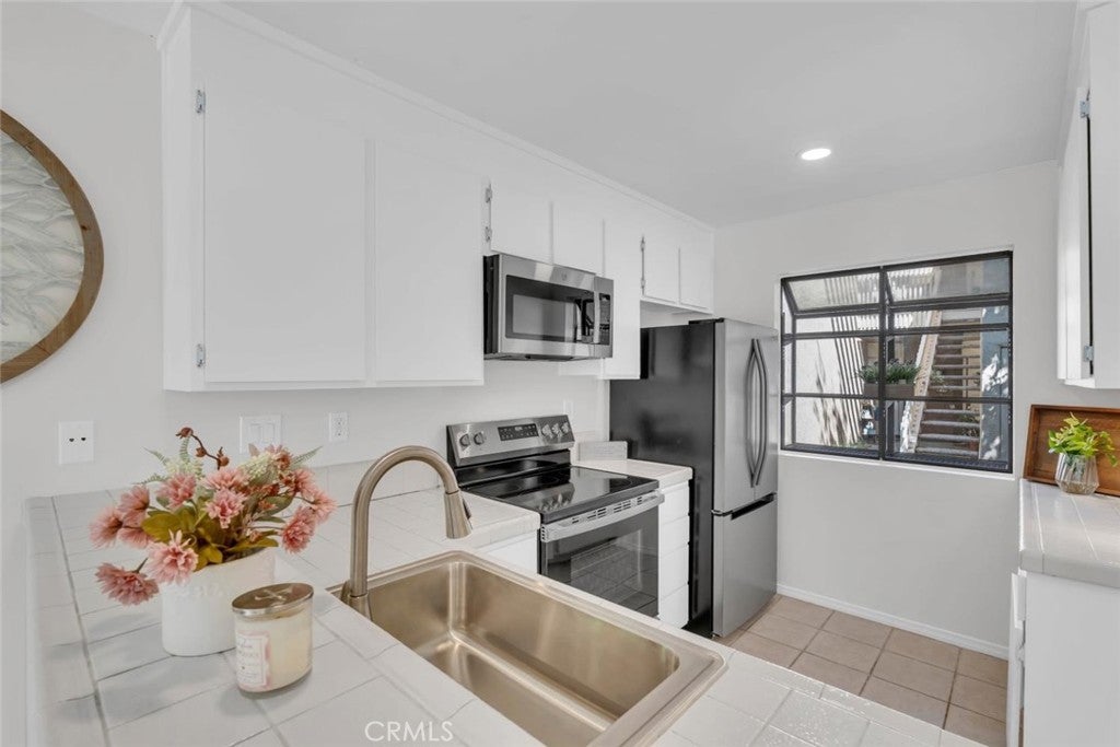247 Pineview
