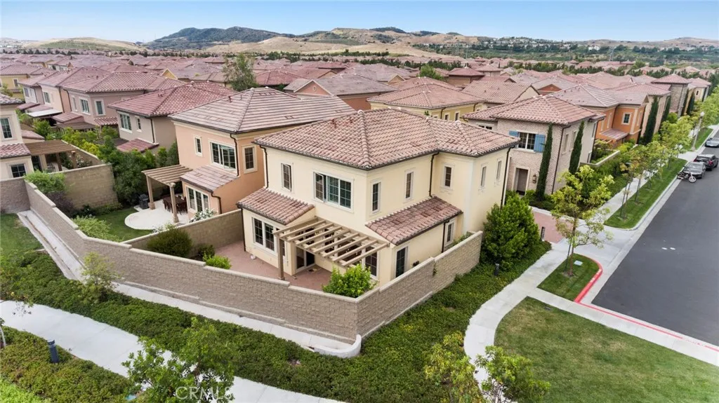 Irvine, California 92618, United States, 3 Bedrooms Bedrooms, ,3 BathroomsBathrooms,Residential,Active,189017