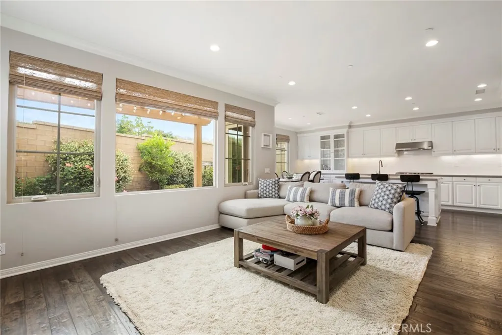 Irvine, California 92618, United States, 3 Bedrooms Bedrooms, ,3 BathroomsBathrooms,Residential,Active,189017