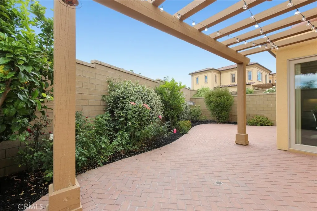 Irvine, California 92618, United States, 3 Bedrooms Bedrooms, ,3 BathroomsBathrooms,Residential,Active,189017