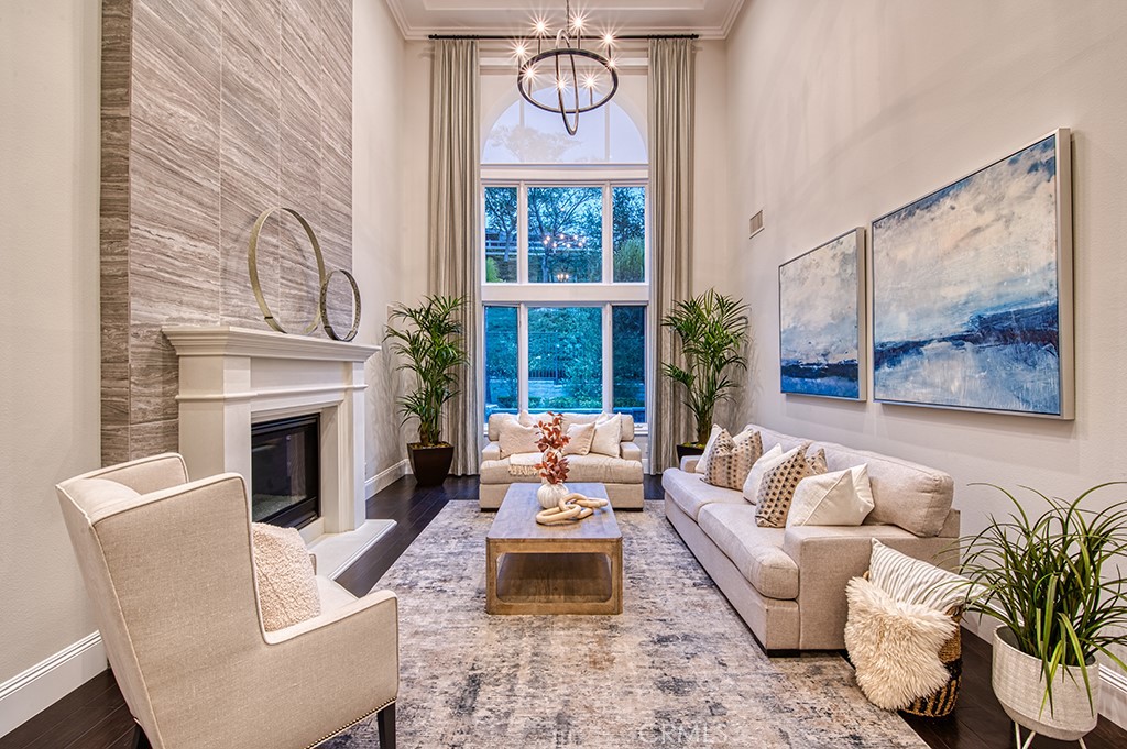 6 Rosana Way