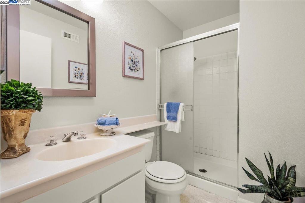 LAKE AREA - Residential