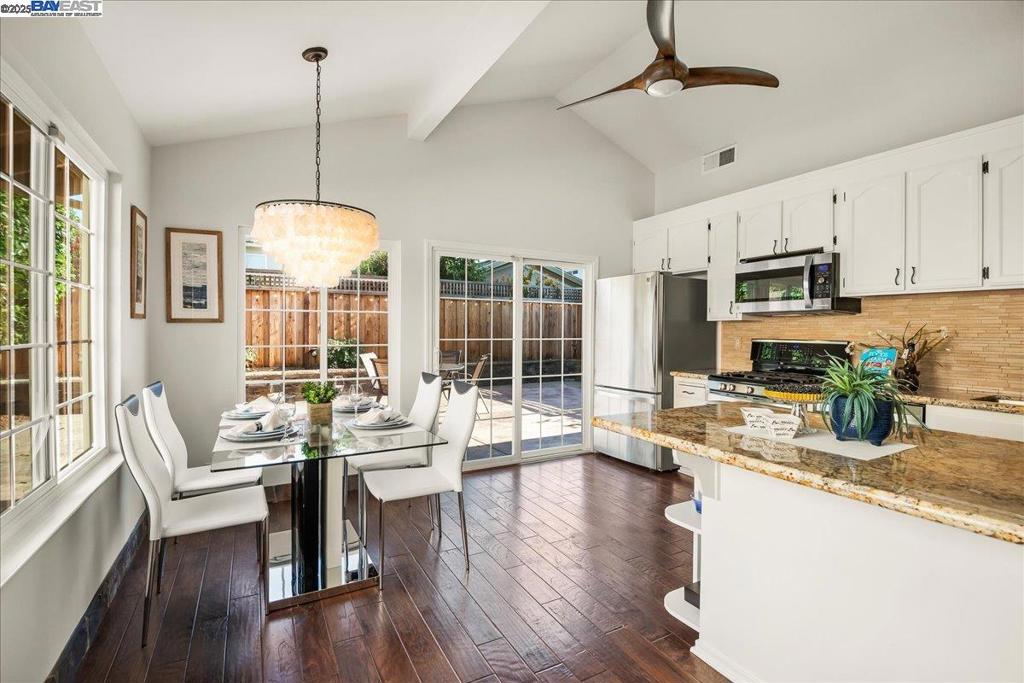 LAKE AREA - Residential