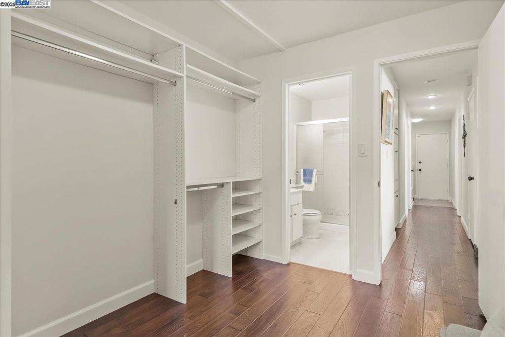 LAKE AREA - Residential