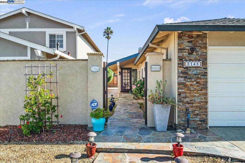 LAKE AREA - Residential