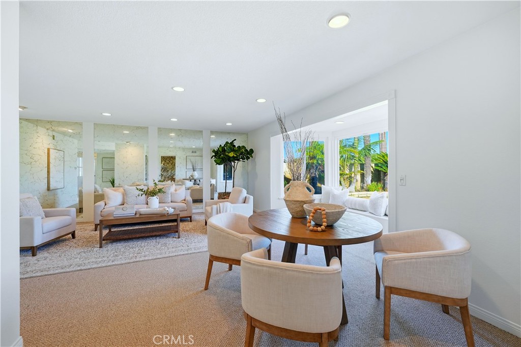 Showcase (SHOW) - Residential
