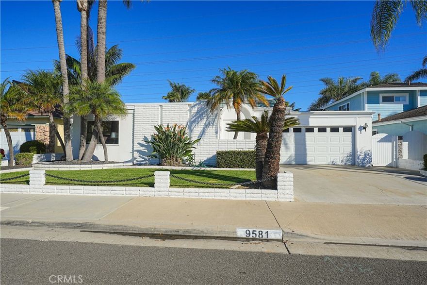 Beautiful coastal home backing greenbelt-first time on market! Nestled in one of south Huntington Beach's most desirable neighborhoods, this spacious single story home offers the perfect blend of comfort, potential, and location. Featuring 4 bedrooms, 3 bathrooms, expansive private front courtyard, large living and family rooms, newer windows, and resort-like backyard. This residence provides an excellent layout with plenty of room to grow and entertain. While the interior is ready for your personal touch and updates, the home's thoughtful floor plan and solid design make it a rare find. The lush, tropical landscaping in both front and backyard creates a private, resort-like feel. Enjoy the expansive backyard retreat, complete with covered gazebo and large grassy area. Energy efficient features include solar panels with battery storage, helping you save on utilities year round. Located just minutes from the beach, Pacific City, top-rated schools, and premier shopping and dining, this home combines the best of coastal living with everyday convenience. 

Don't miss this opportunity to make this Huntington Beach gem your own!
