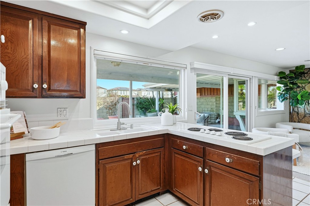 Showcase (SHOW) - Residential