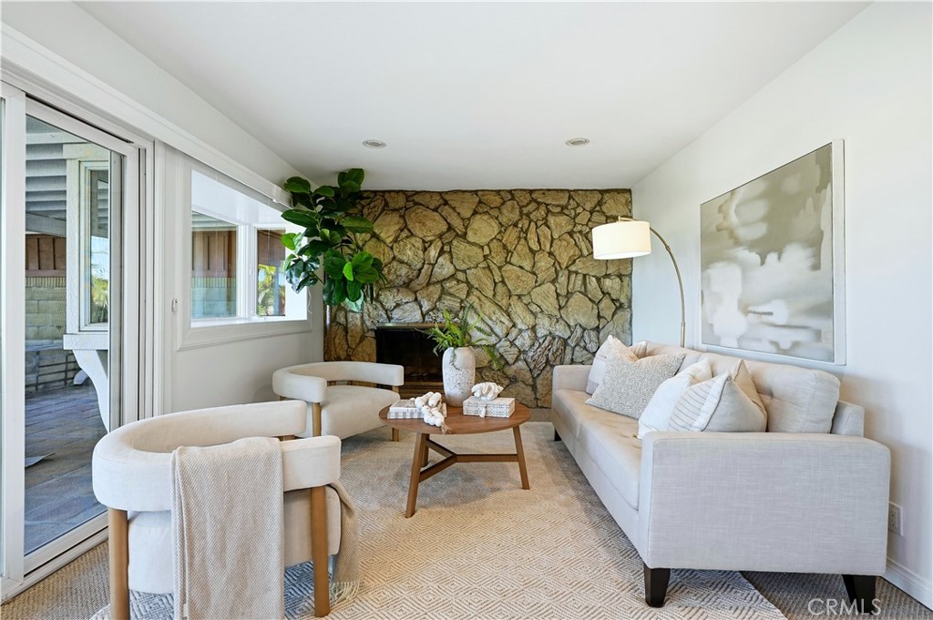 Showcase (SHOW) - Residential