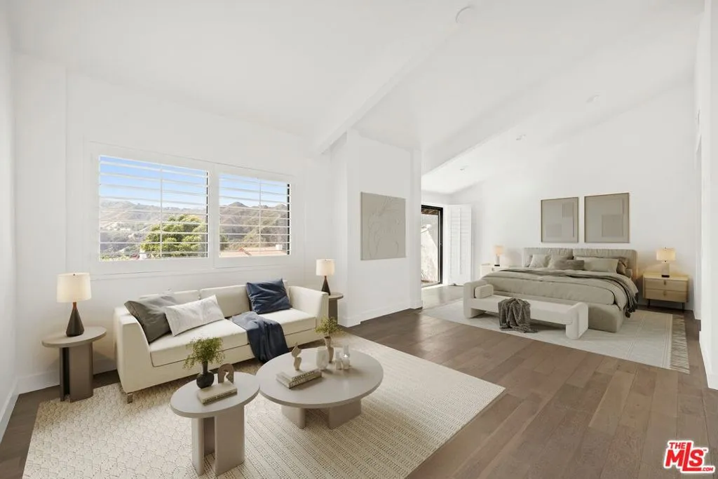 Pacific Palisades, California 90272, United States, 3 Bedrooms Bedrooms, ,3 BathroomsBathrooms,Residential,Active,155027