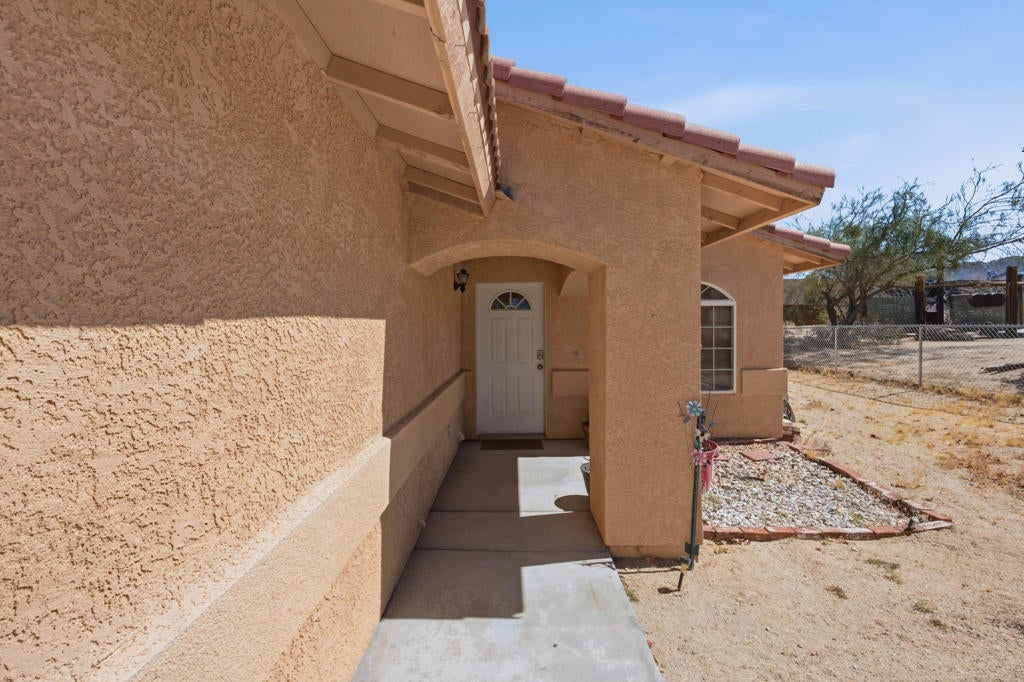 6829 Quail Spring Avenue