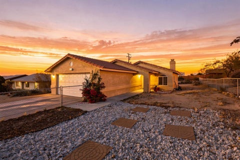 Photo of 6829 Quail Spring Avenue, 29 Palms, CA 92277 (MLS # 219153839DA)