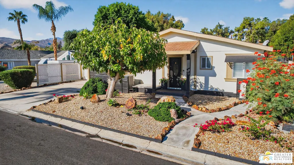 Cathedral City, California 92234, United States, 3 Bedrooms Bedrooms, ,2 BathroomsBathrooms,Residential,Active,222561