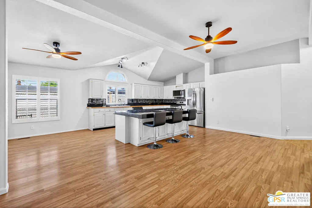 Cathedral City, California 92234, United States, 3 Bedrooms Bedrooms, ,2 BathroomsBathrooms,Residential,Active,222561