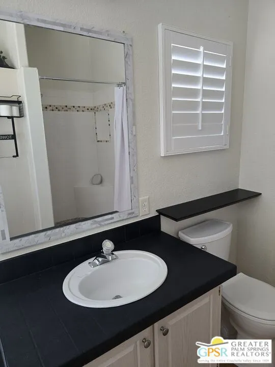 Cathedral City, California 92234, United States, 3 Bedrooms Bedrooms, ,2 BathroomsBathrooms,Residential,Active,222561