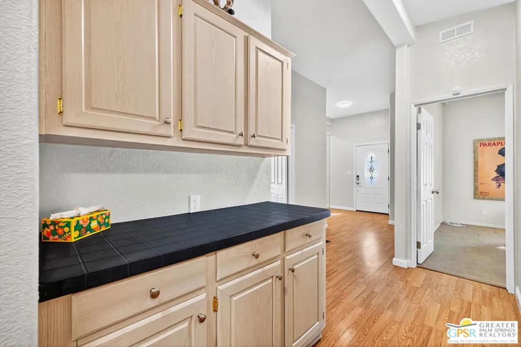 Cathedral City, California 92234, United States, 3 Bedrooms Bedrooms, ,2 BathroomsBathrooms,Residential,Active,222561