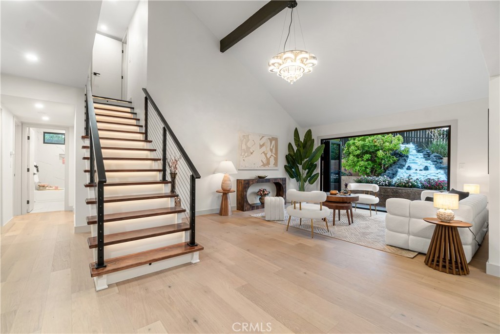 6032 Sun Knoll Circle