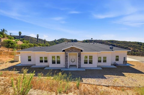 Photo of 47400 Vaquero, Temecula, CA 92590 (MLS # SW26221547)