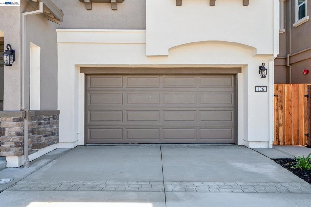 129 Creek View Cir
