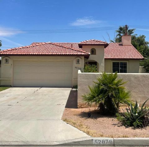 Photo of 52070 Avenida Cortez, La Quinta, CA 92253 (MLS # 219146973DA)