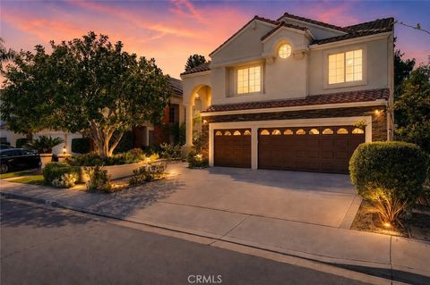 Photo of 16 Altezza DR, Mission Viejo, CA 92692 (MLS # OC26098650)