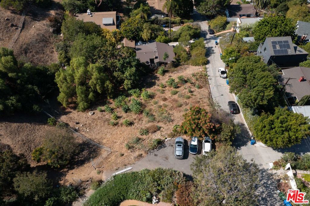 1444 Avon Terrace