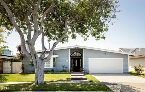 12091 Pine Street Los Alamitos CA 90720