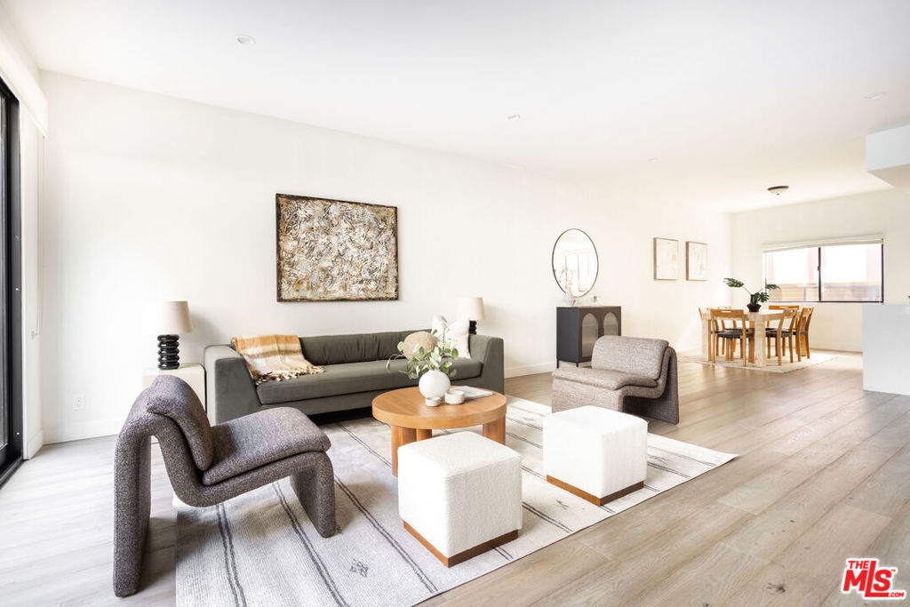 1823 N Fuller Avenue 2