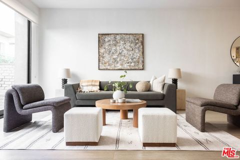 Photo of 1823 N Fuller Avenue #2, Los Angeles, CA 90046 (MLS # 26665149)