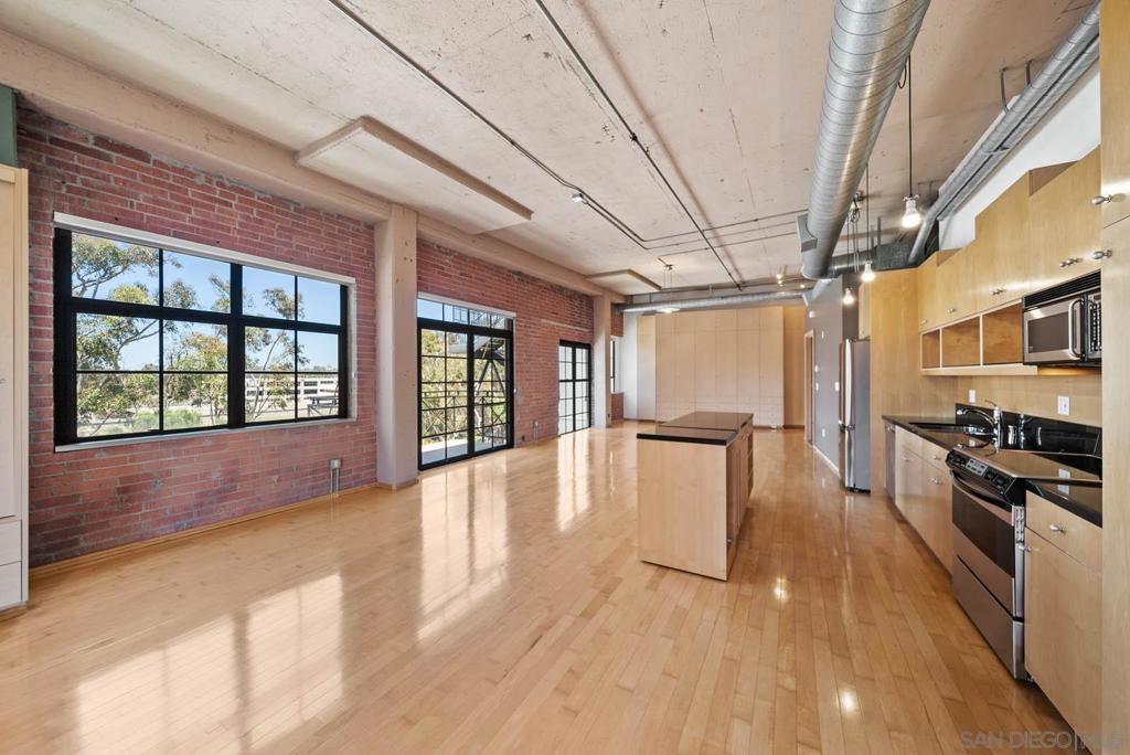 Hillcrest - Residential