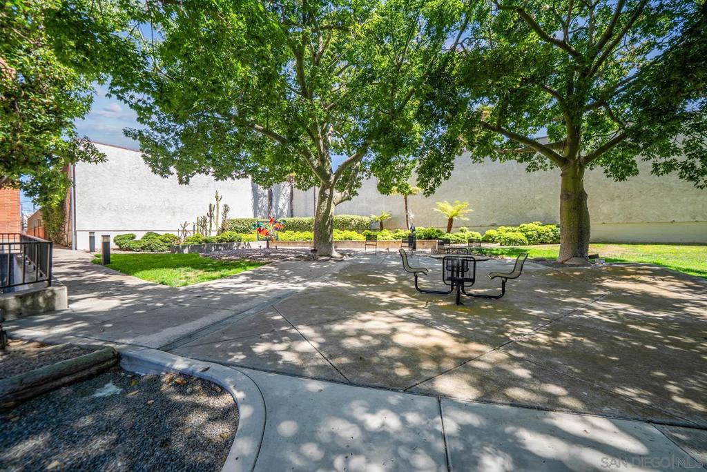 Hillcrest - Residential