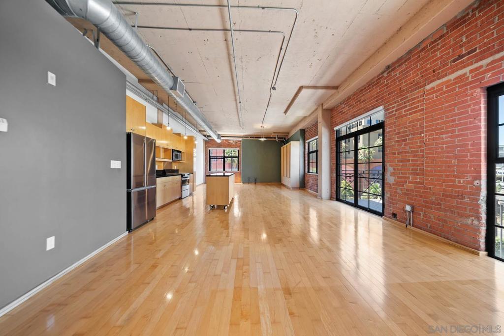 Hillcrest - Residential