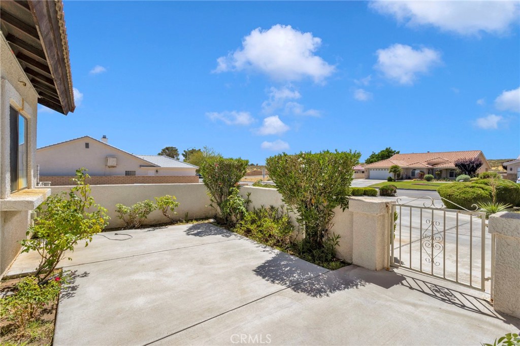 27211 Silver Lakes Parkway