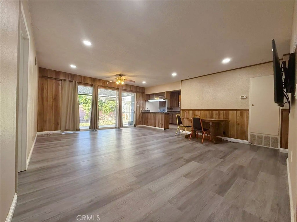 Lakewood City/Lakewood (LCK) - Residential Lease