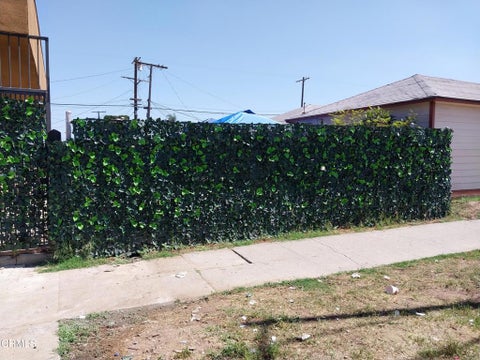 Photo of 10306 S Vermont Avenue, Los Angeles, CA 90044 (MLS # P1-28815)