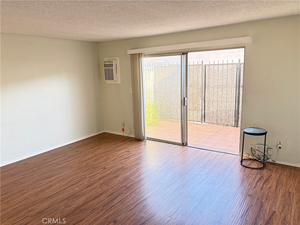 5585 E Pacific Coast HWY 125