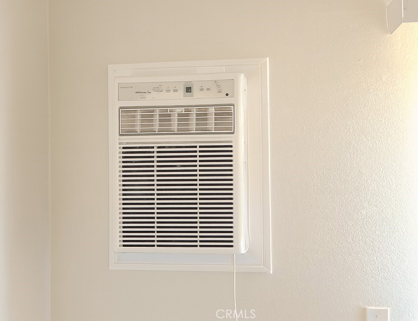 5585 E Pacific Coast HWY 125