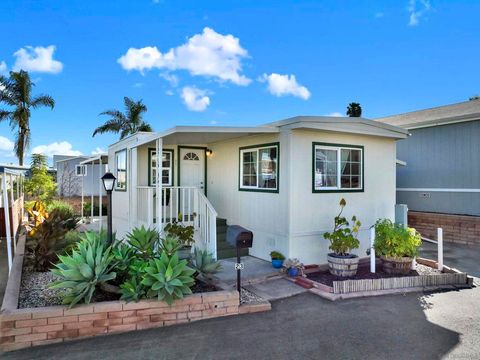 Photo of 245 W Bobier Dr Dr #23, Vista, CA 92083 (MLS # 260003833SD)