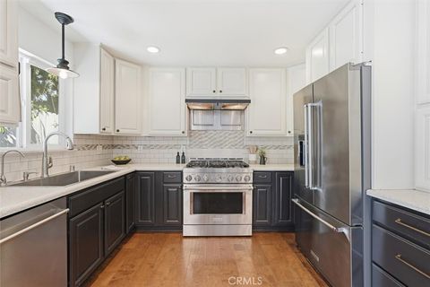 Tiny photo for 904 Knob Hill Ave, Redondo Beach, CA 90277 (MLS # SB25243936)