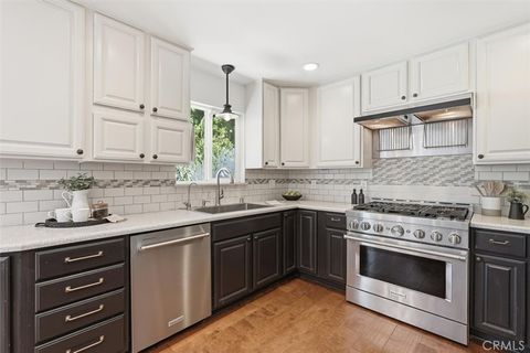 Tiny photo for 904 Knob Hill Ave, Redondo Beach, CA 90277 (MLS # SB25243936)